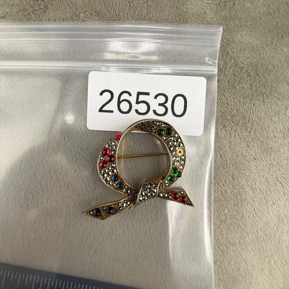Vintage Les Bernard Inc. Rhinestone Brooch Gold Tone Bow READ‎